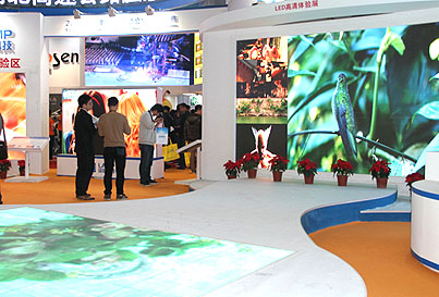 異型顯示屏成LED行業發展新趨勢