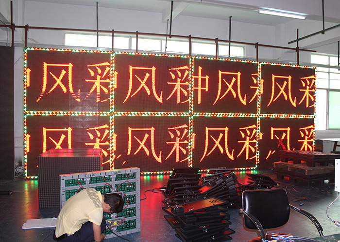 領路人光電為客戶提供貼心服務